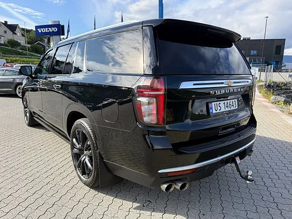 Chevrolet Suburban 2021 photo 4
