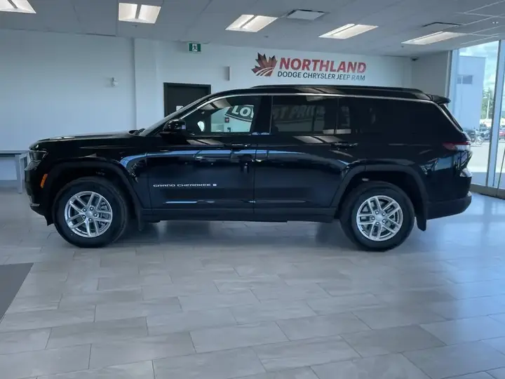 Jeep Grand Cherokee L 2026 photo 2