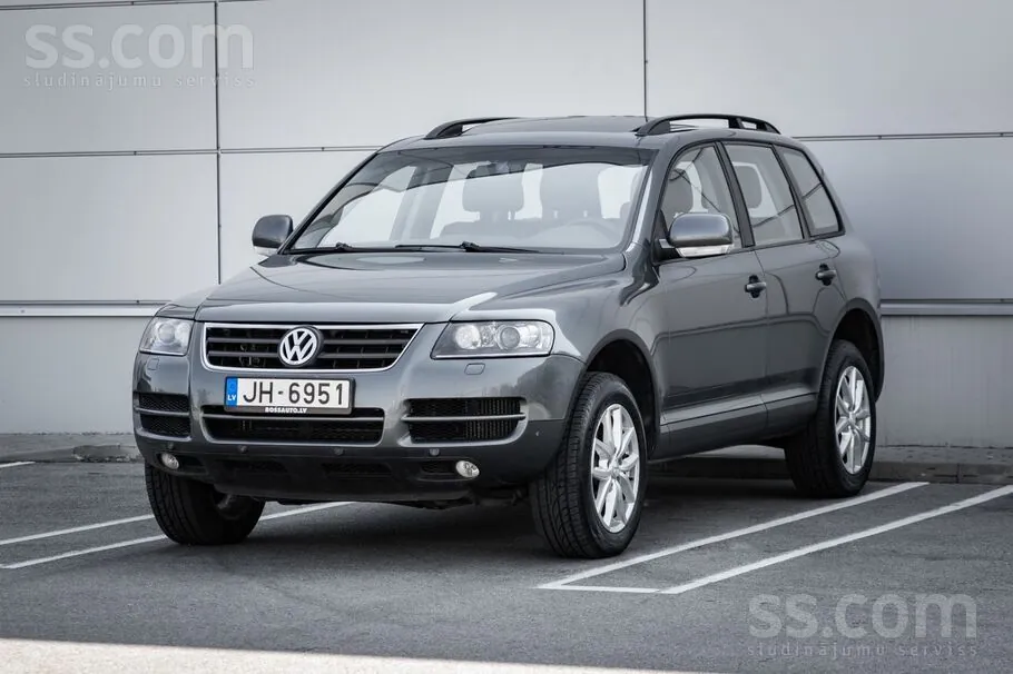 Volkswagen Touareg