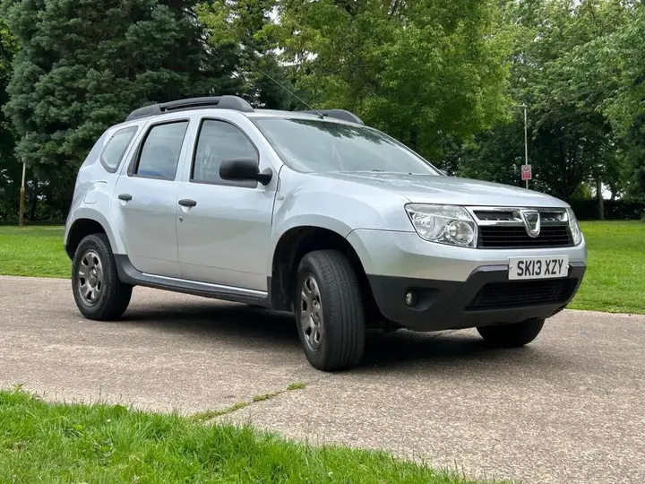 Dacia Duster 2013 photo 2