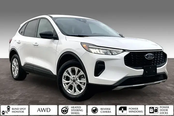 Ford Escape 2025 photo 2