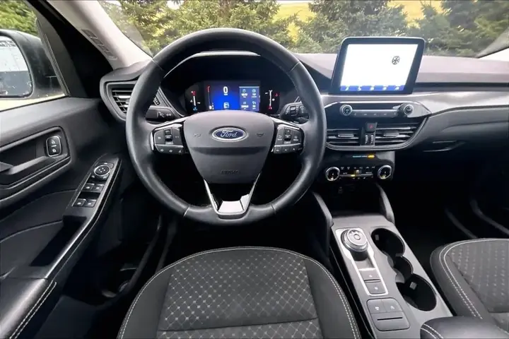 Ford Escape 2025 photo 5