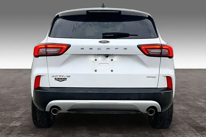Ford Escape 2025 photo 4