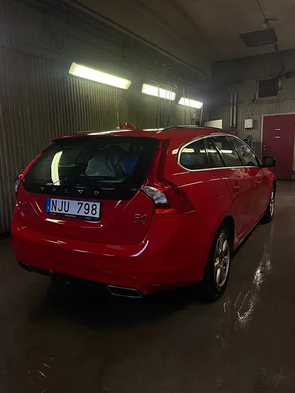 Volvo V60 2014 photo 4