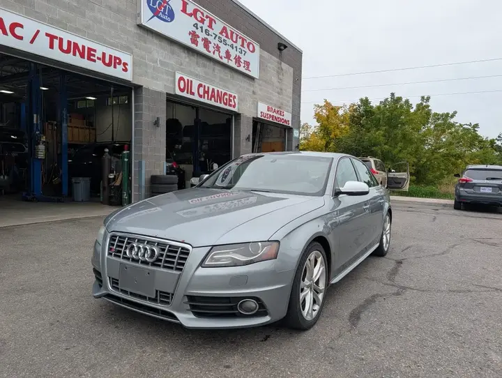 Audi S4 2011 photo 3