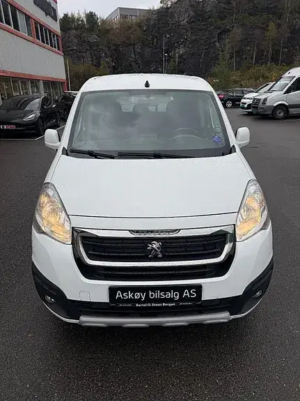 Peugeot Partner 2018 photo 2