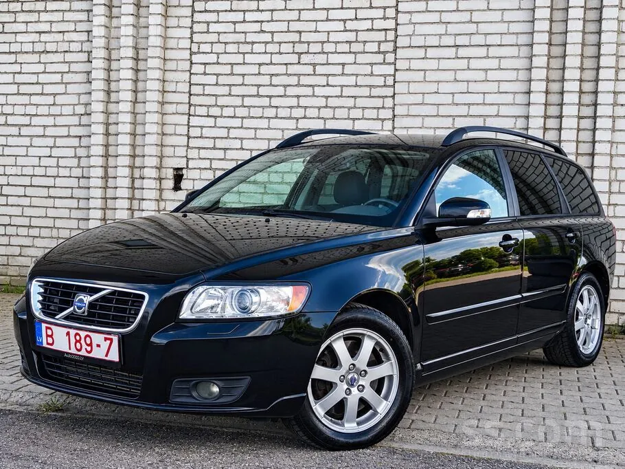 Volvo V50 2008 photo 2