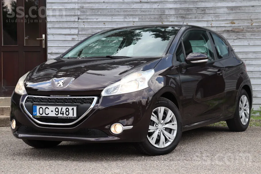 Peugeot 208
