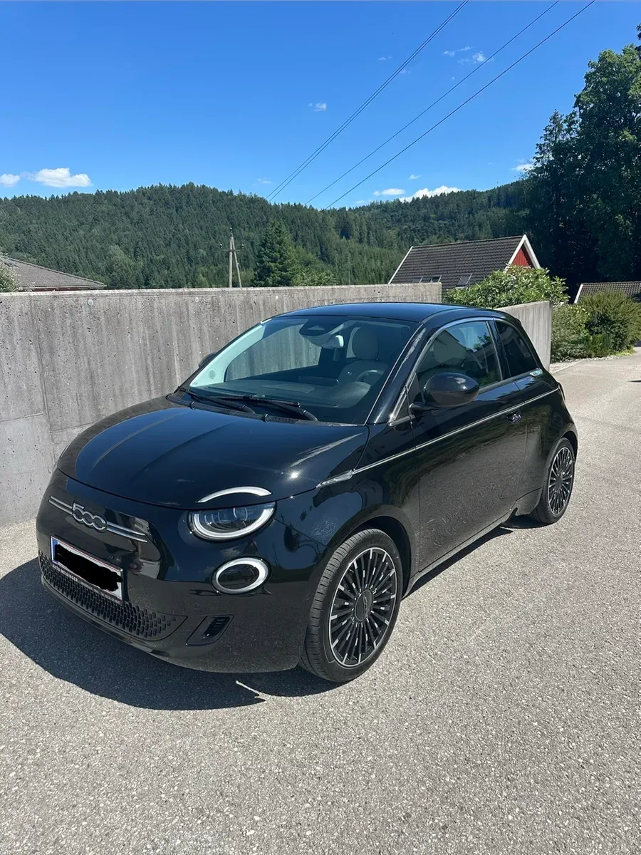 Fiat 500E