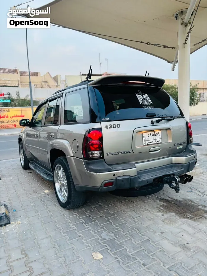 Chevrolet Blazer 2004 photo 2