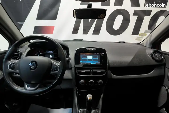 Renault Clio 2018 photo 3
