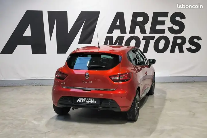 Renault Clio 2018 photo 2
