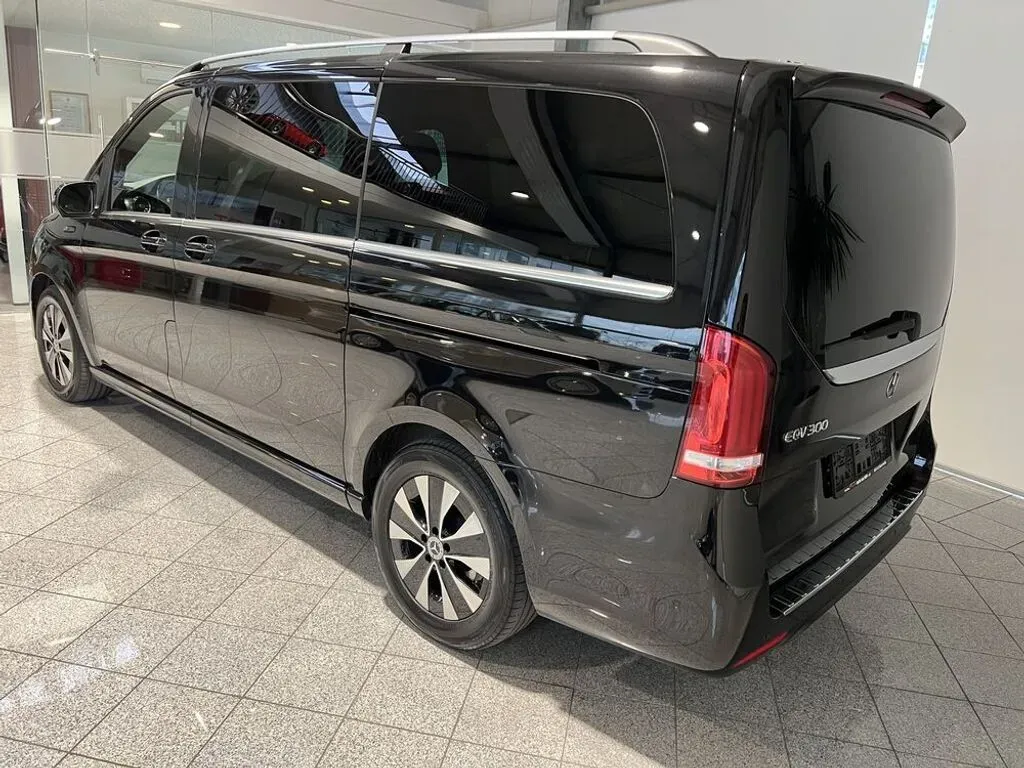 Mercedes-Benz V-Class 2022 photo 3