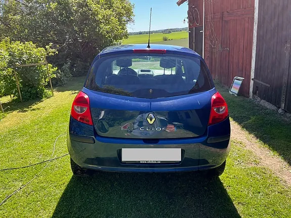 Renault Clio 2008 photo 4