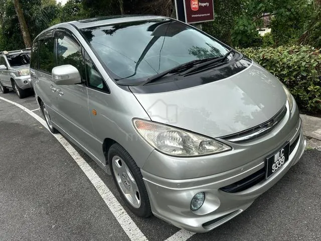 Toyota Estima