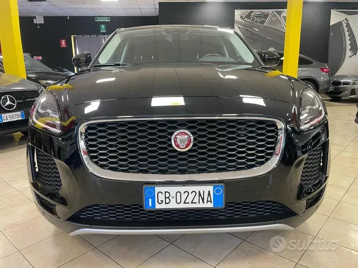Jaguar E-Pace 2020 photo 3