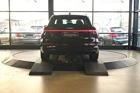 Audi E-Tron 2021 photo 3