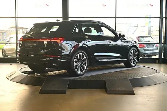 Audi E-Tron 2021 photo 4