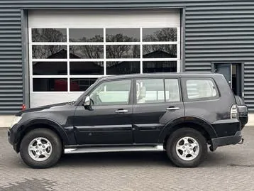 Mitsubishi Pajero 2007 photo 2