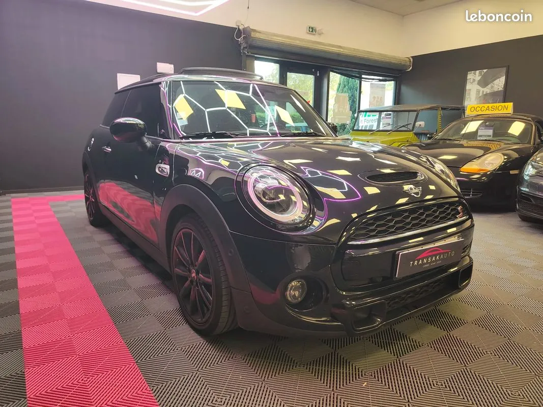 Mini Cooper S 2020 photo 4