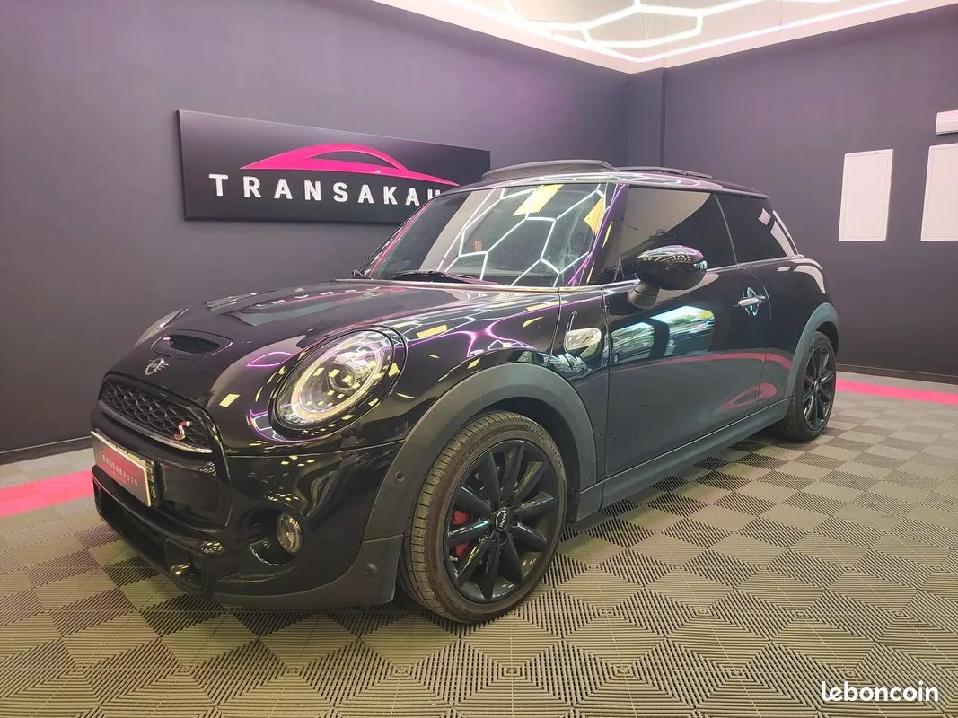 Mini Cooper S 2020 photo 2