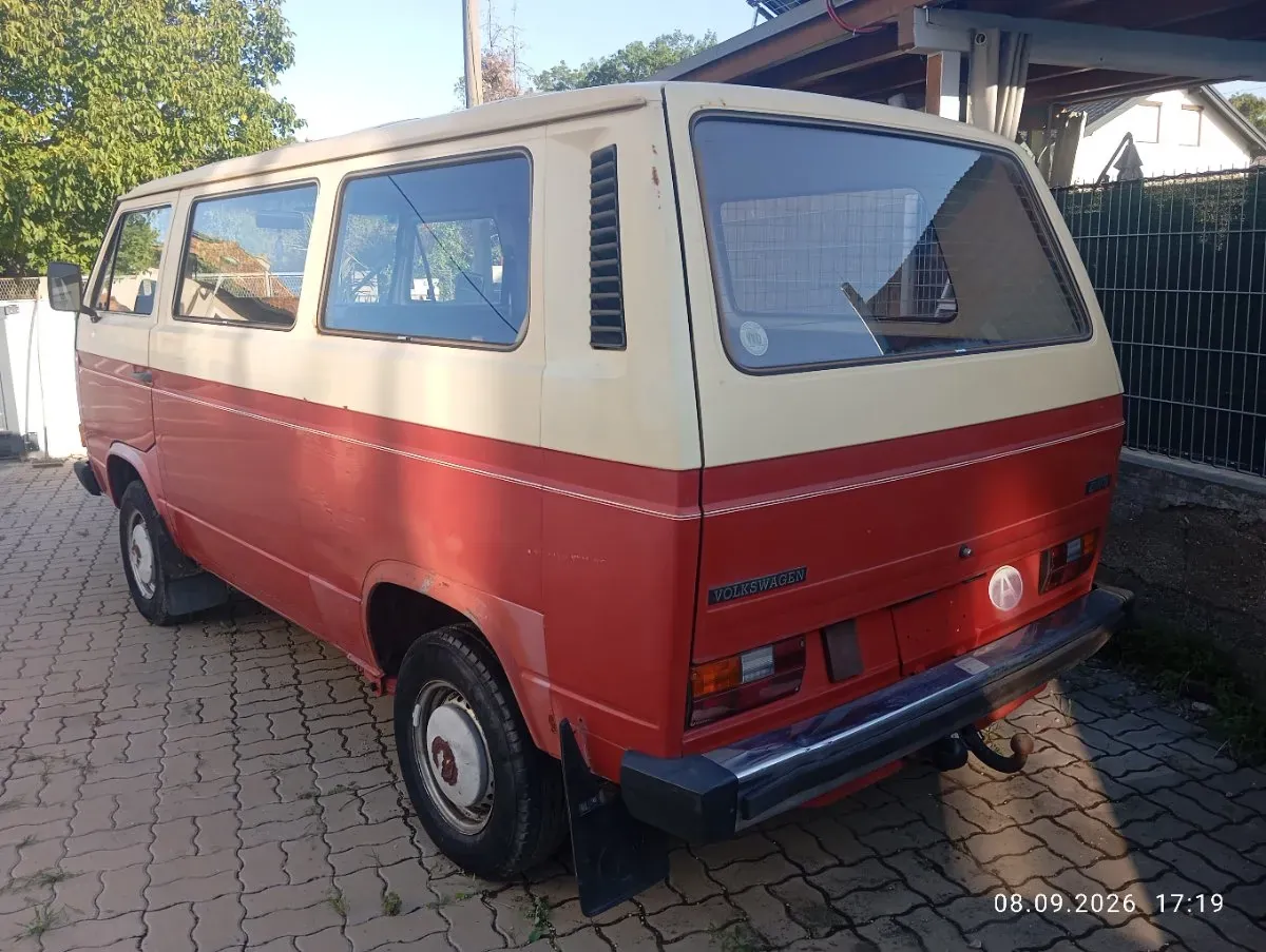 Volkswagen T3 1982 photo 2