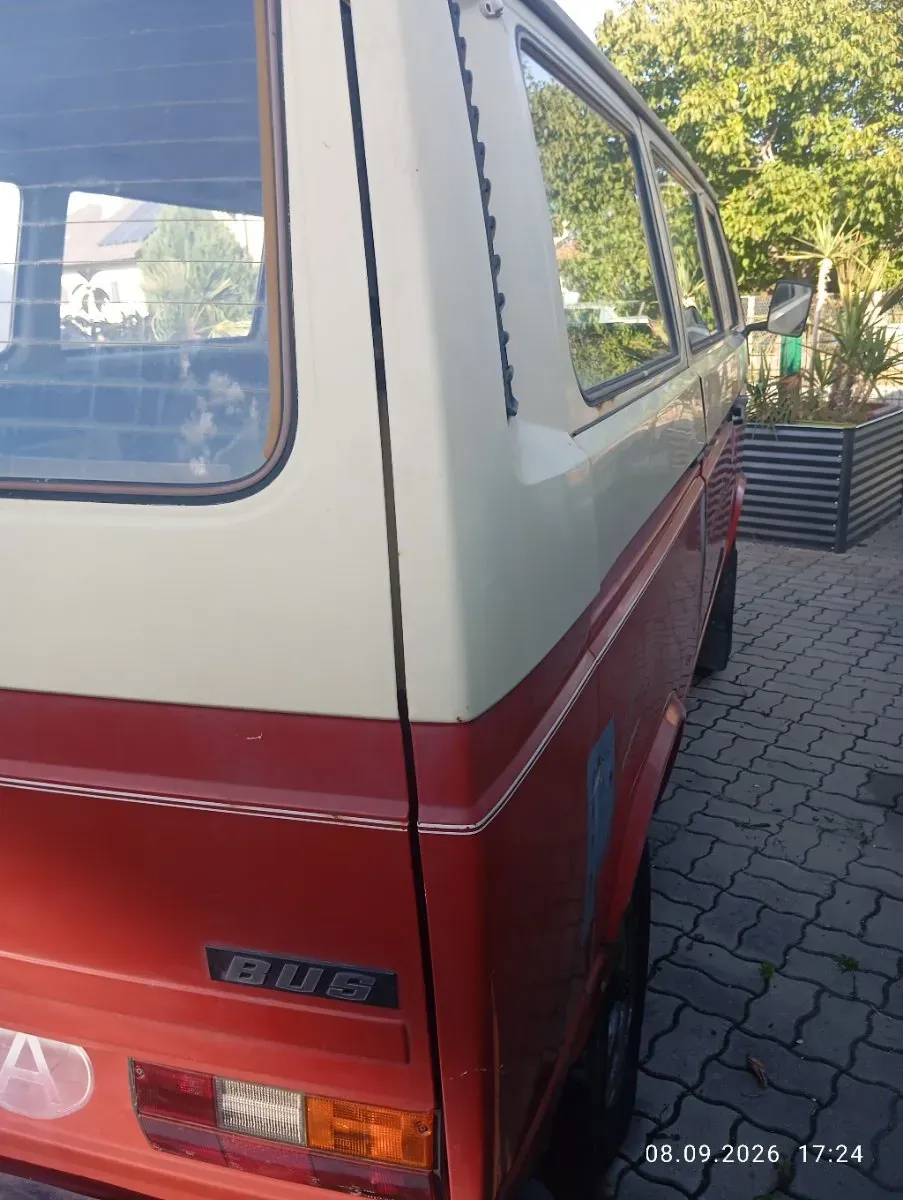 Volkswagen T3 1982 photo 3