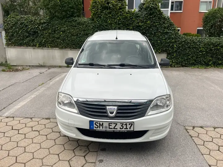 Dacia Logan