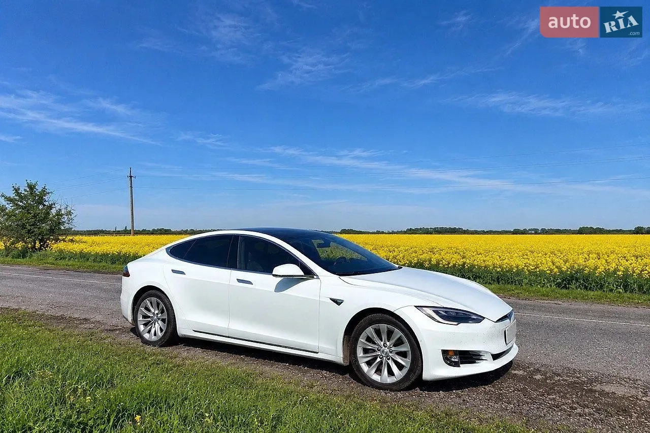 Tesla Model S 2018 photo 3