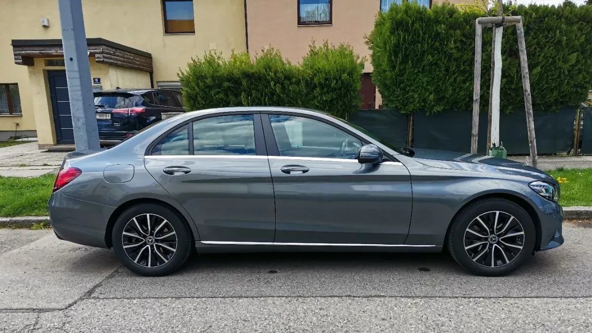 Mercedes-Benz C-Class 2021 photo 2