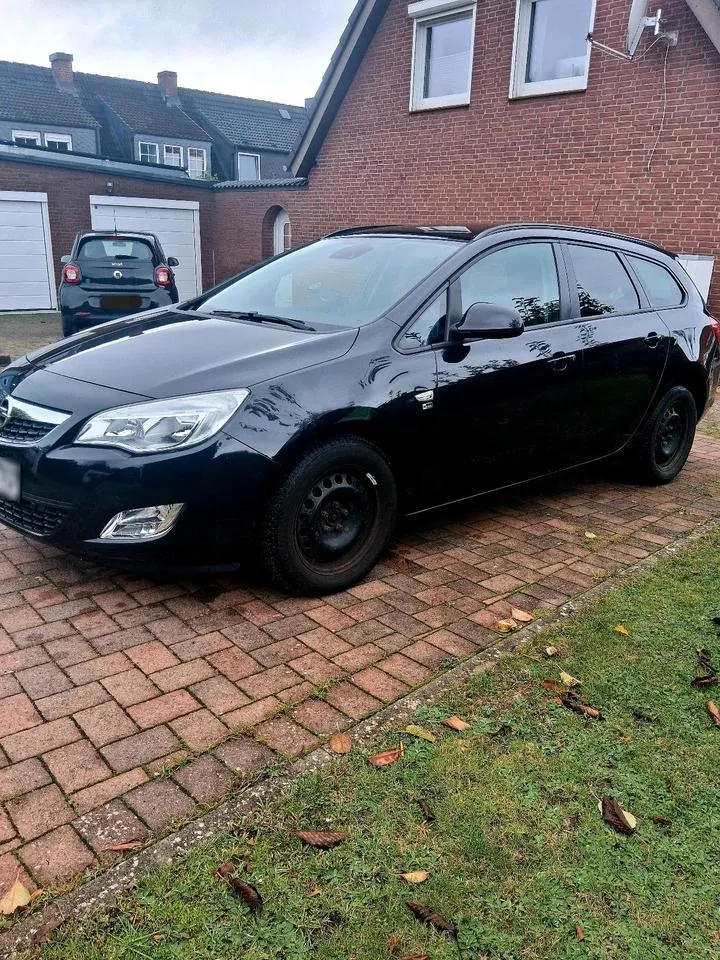 Opel Astra J Sports Tourer