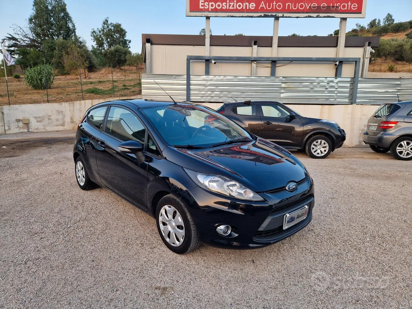 Ford Fiesta 2011 photo 3