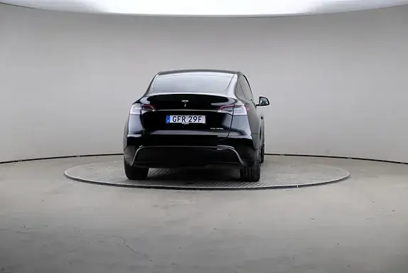 Tesla Model Y 2023 photo 5