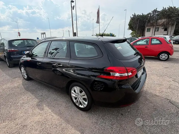 Peugeot 308 2014 photo 5