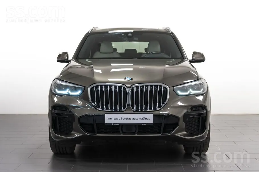 BMW X5 2021 photo 3