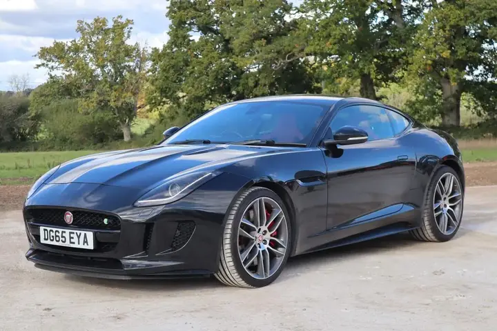 Jaguar F-Type 2015 photo 5