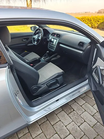 Volkswagen Scirocco 2010 photo 5