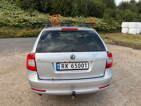 Skoda Octavia 2013 photo 4