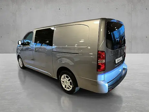 Peugeot Expert 2022 photo 2