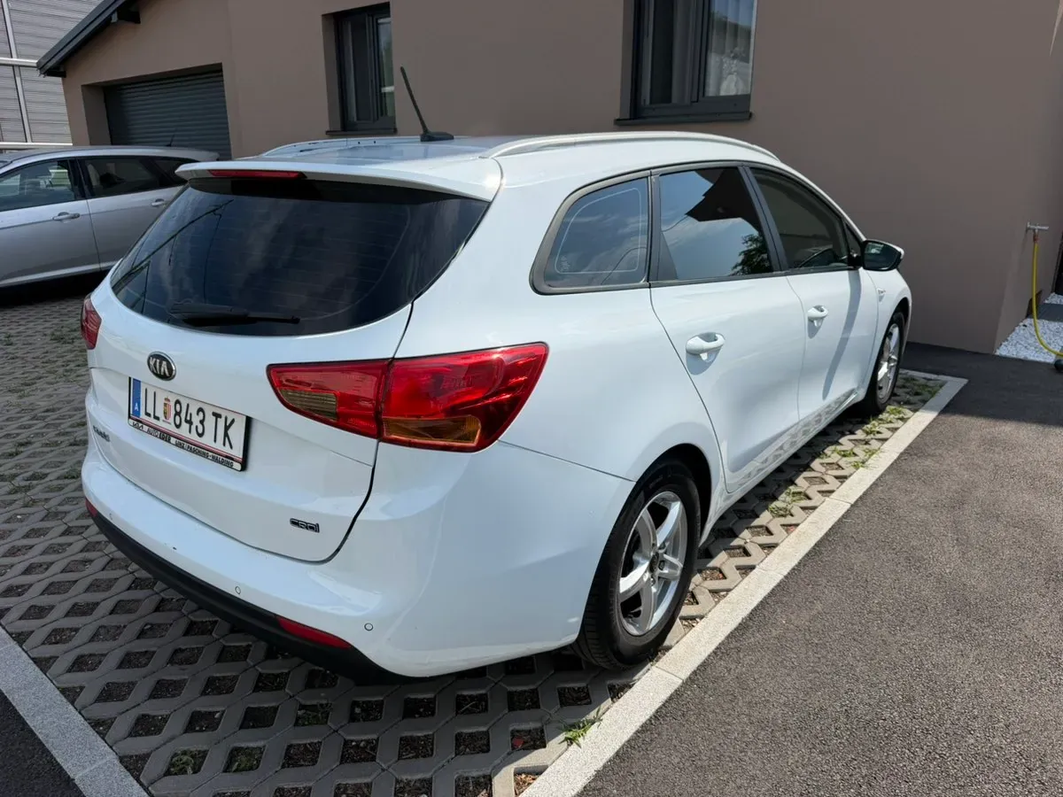 Kia Ceed 2014 photo 3