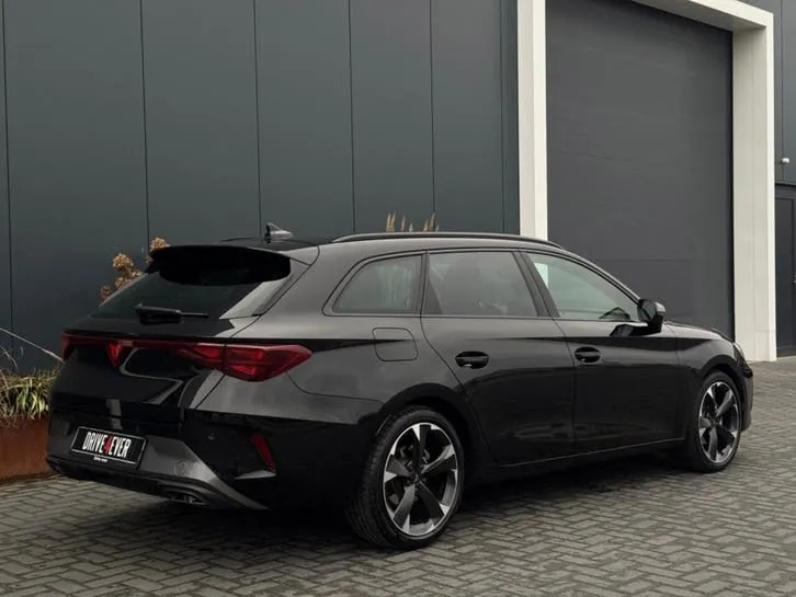 Cupra Leon 2025 photo 3
