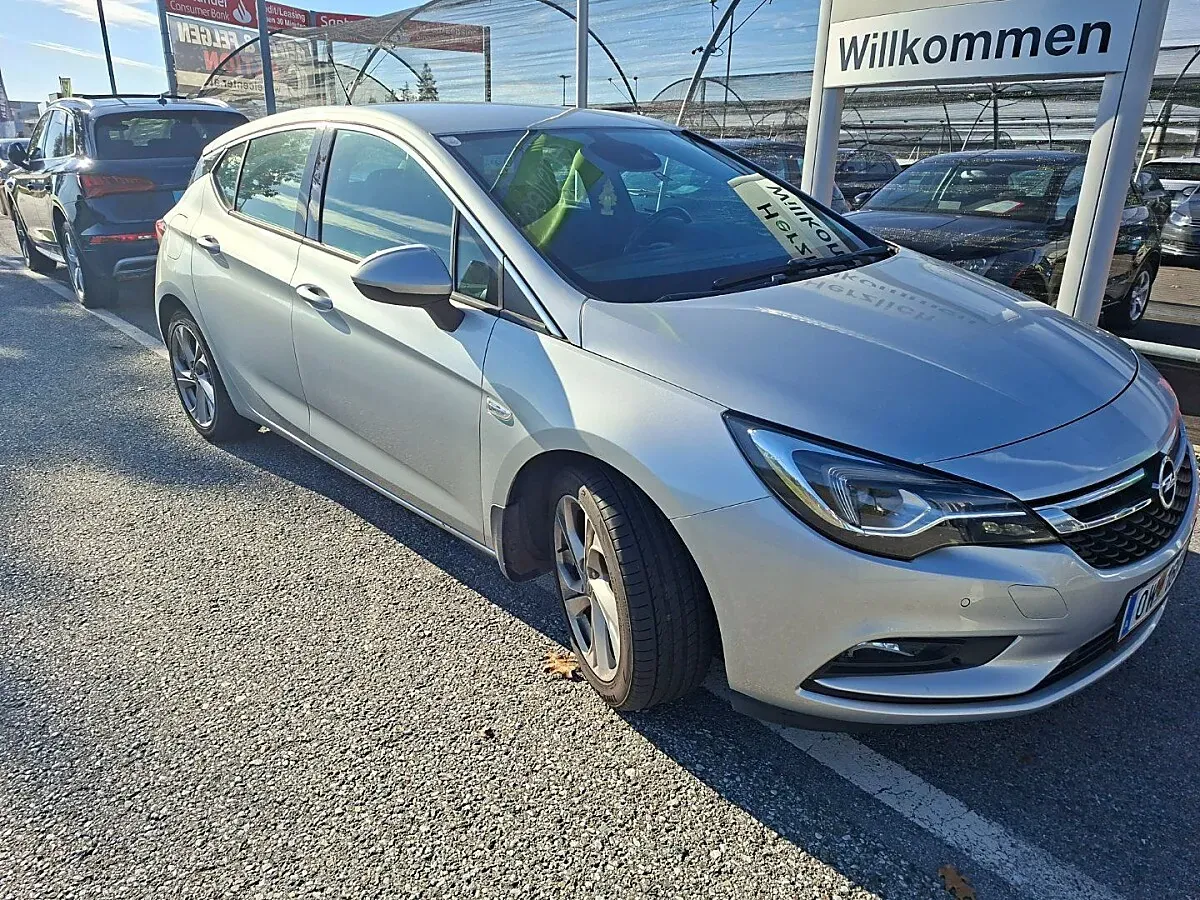 Opel Astra 2017 photo 3