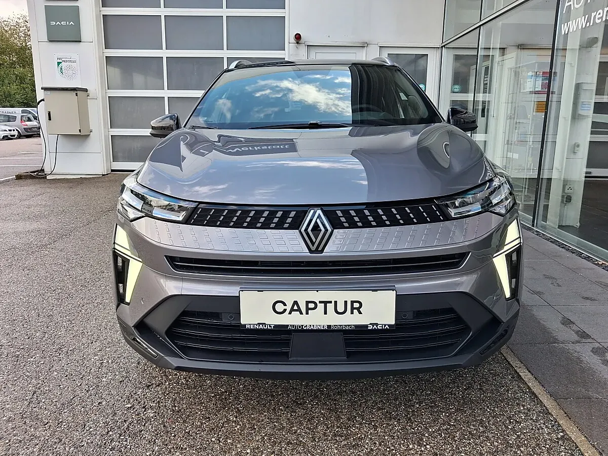 Renault Captur photo 2