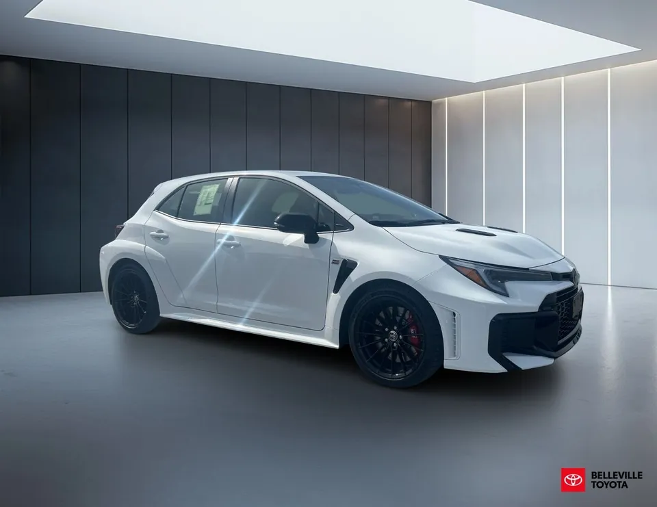 Toyota Gr Corolla 2026 photo 3