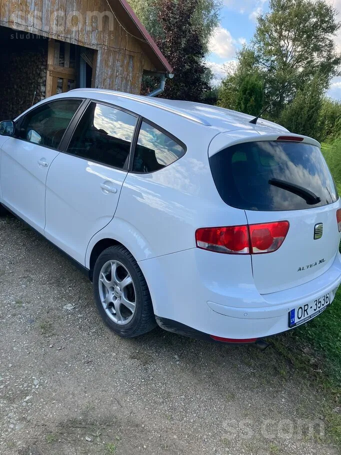 Seat Altea 2009 photo 2