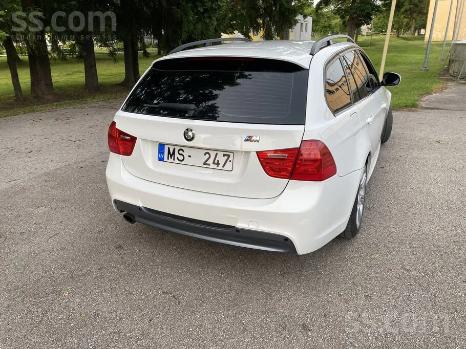 BMW 320D 2009 photo 5