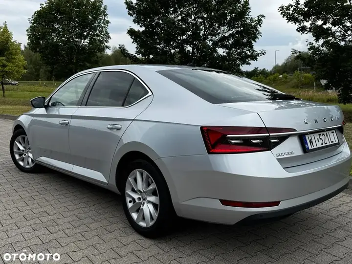 Skoda Superb 2022 photo 5