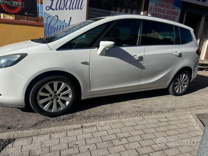 Opel Zafira Tourer 2014 photo 3