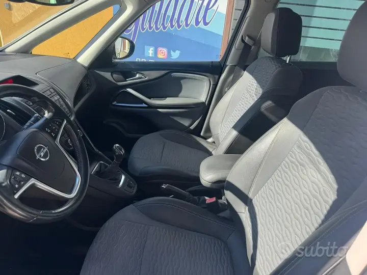 Opel Zafira Tourer 2014 photo 5
