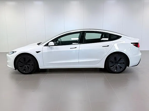 Tesla Model 3 2024 photo 5